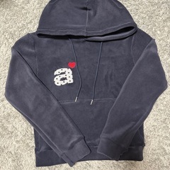 新品　aeaeパーカーの画像