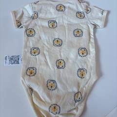 ユニクロ　ボディスーツ　ロンパースの画像