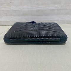 英国発高級ブランドLAT56° 高耐久防水ノートPCケース 15.6インチ対応の画像