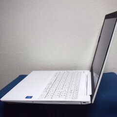 ＜美品＞NEC定番タイプCeleron最新Windows11メモリ4GB高速SSD120GBWifi接続可能カメラ内蔵の画像