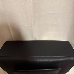 CHARLES & KEITH »»»ハンドバッグ 美品の画像