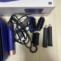 ダイソン　ヘアドライヤーセット
の画像