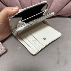 ディーゼル　ホワイト　二つ折り財布の画像