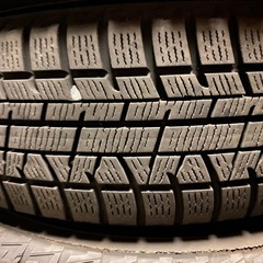 美品　155/65R14 スタッドレスタイヤ　ヨコハマの画像