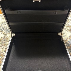 ZERO HALLIBURTON ゼロハリバートン　アタッシュケースの画像