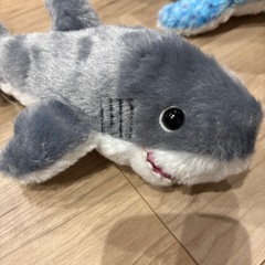 サメ 人形の画像