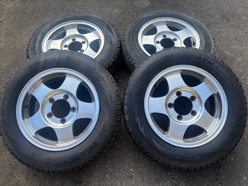 16inc ENKEI製 SUZUKI 純正ホイール PCD139.7-5H 175/80R16 バリ溝スタッドレスタイヤ付…