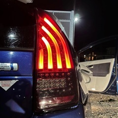 30プリウス　ヴァレンティ　スモークテールの画像