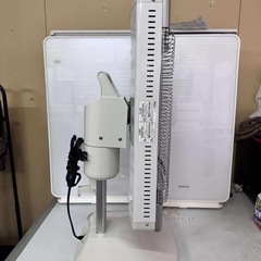 コロナ 遠赤外線ストーブ AH-127R 2017年製 / 1150W / 100Vの画像