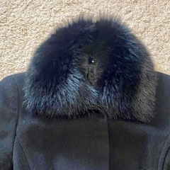 ファー襟付きウールコート カシミヤ混 ブラック9AR ベルト付き 上品フォーマルの画像