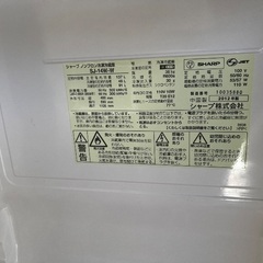 SHARP冷蔵庫の画像