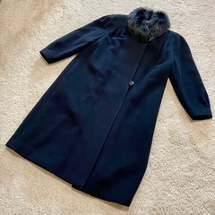 リアルブルーフォックスファー付ウールロングコート cojana 上質ウールの画像