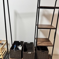 ハンガーラックの画像