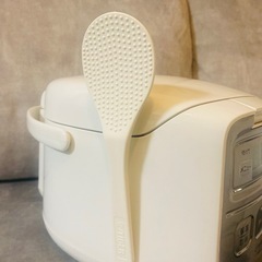 タイガー　マイコン炊飯ジャー　3合炊飯器の画像