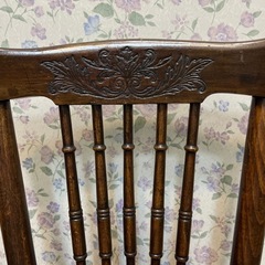 アンティークの椅子の画像