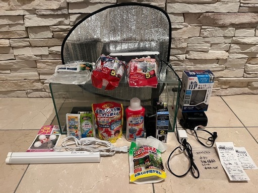 ガラス水槽セット（エアポンプ・フィルター・金魚のエサ・LED照明・保証書付き）