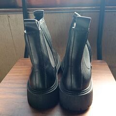 新品 24cm レディース ブーツ ブラック 厚底 シューズ サイドゴア 識別番号:【B163-Z】の画像