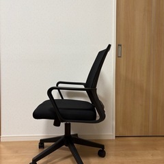 オフィスチェア
の画像