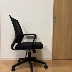 オフィスチェア
の画像