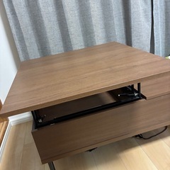 ニトリ リビングテーブルの画像