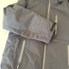 UNIQLO ダウン　XSの画像