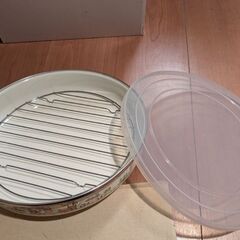 ホーロー　2.6リットル　ヤカン　＆　ホーロー　直径27cm　タッパーの画像