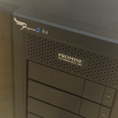 PROMISE TECHNOLOGY Pegasus2 R4 HDD無 NAS ネットワーク　ケースのみ  HDD ケースの画像