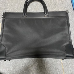 スーツ鞄の画像
