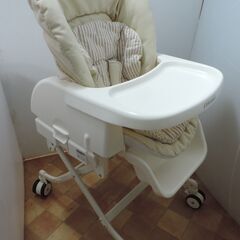 ベビー・子供用品買取販売キッズモール湘南/ハイローべビ―ラック/０～４８カ月/手動タイプ/洗濯済の画像