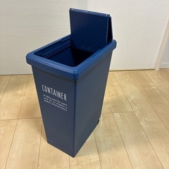 ごみ箱の画像