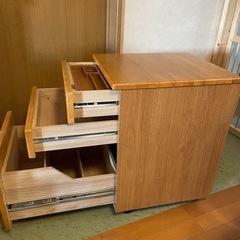 【お取り引き中】
学習机（ワゴン付き ）お譲りします！ の画像
