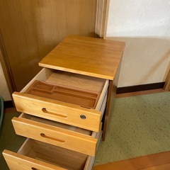 【お取り引き中】
学習机（ワゴン付き ）お譲りします！ の画像