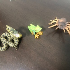 ヘビ・カエル・クモ　⭐︎フィギュア3点⭐︎の画像