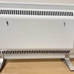 Electrolux Quickheat700 パネルヒータの画像