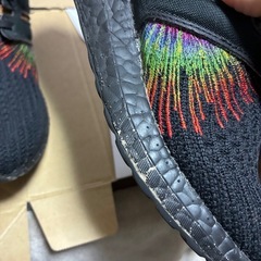 アディダス スニーカーランニングシューズ ウルトラブースト DNAの画像