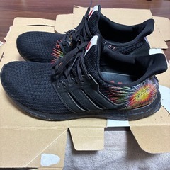 アディダス スニーカーランニングシューズ ウルトラブースト DNAの画像