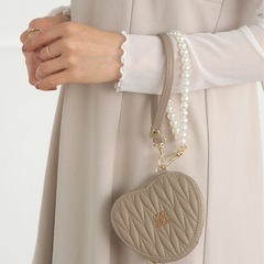 ALTROSE ハート型 キルティング　コインケース　ベージュの画像