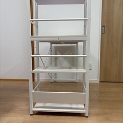 システムデスクの画像