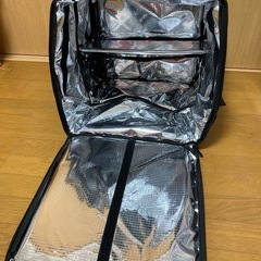 【新品・未使用】デリバリーバッグ　保温保冷バッグの画像