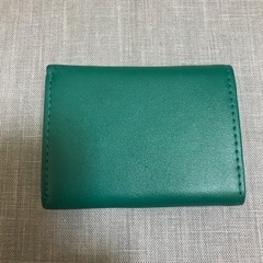 三つ折り財布グリーンの画像