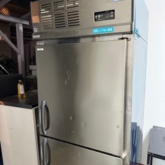 レストランの冷凍庫の画像