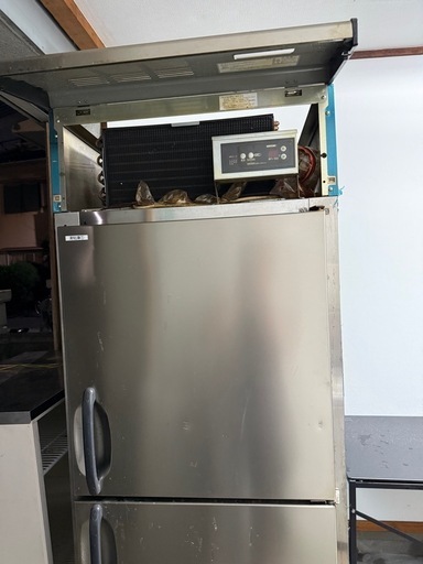 レストランの冷凍庫