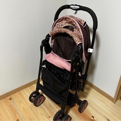 ベビーカー　花柄　女の子の画像