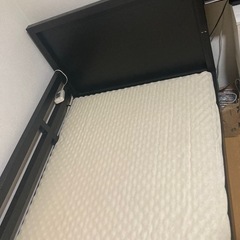 【無料で譲ります】シングルベッド+マットレスの画像