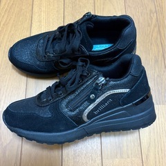 23.0 スニーカーの画像