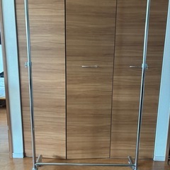 ハンガーラック　の画像