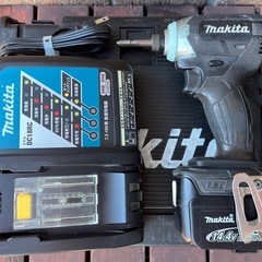 マキタ　makita TD137D 電動インパクトドライバー完動良品の画像