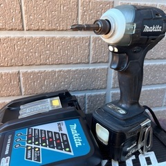 マキタ　makita TD137D 電動インパクトドライバー完動良品の画像