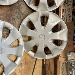 ホンダライフ純正ホイールきキャップの画像