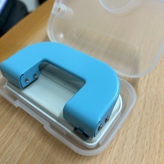 穴あけパンチの画像